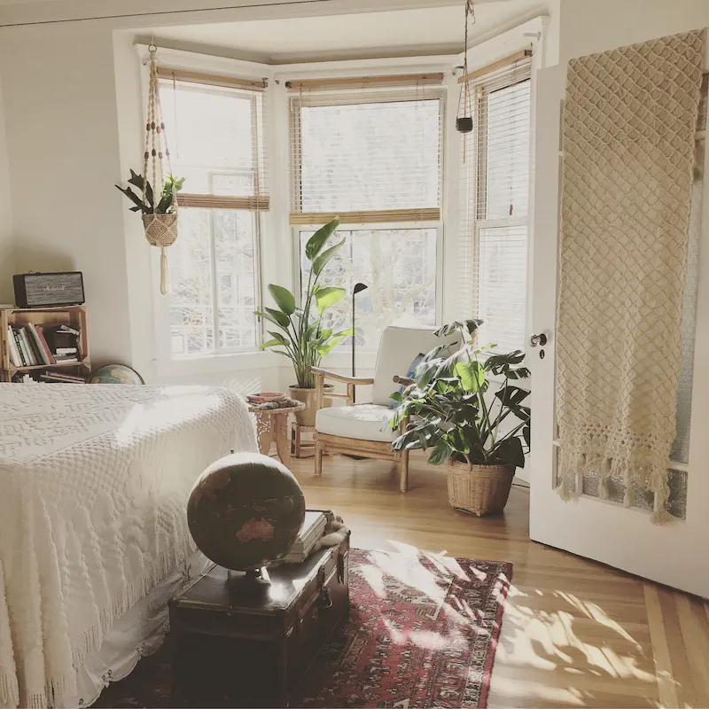 /declutter-your-way-to-a-happier-home-and-healthier-mindset/declutter-your-way-to-a-happier-home-and-healthier-mindset.webp /declutter-your-way-to-a-happier-home-and-healthier-mindset/declutter-your-way-to-a-happier-home-and-healthier-mindset.webp