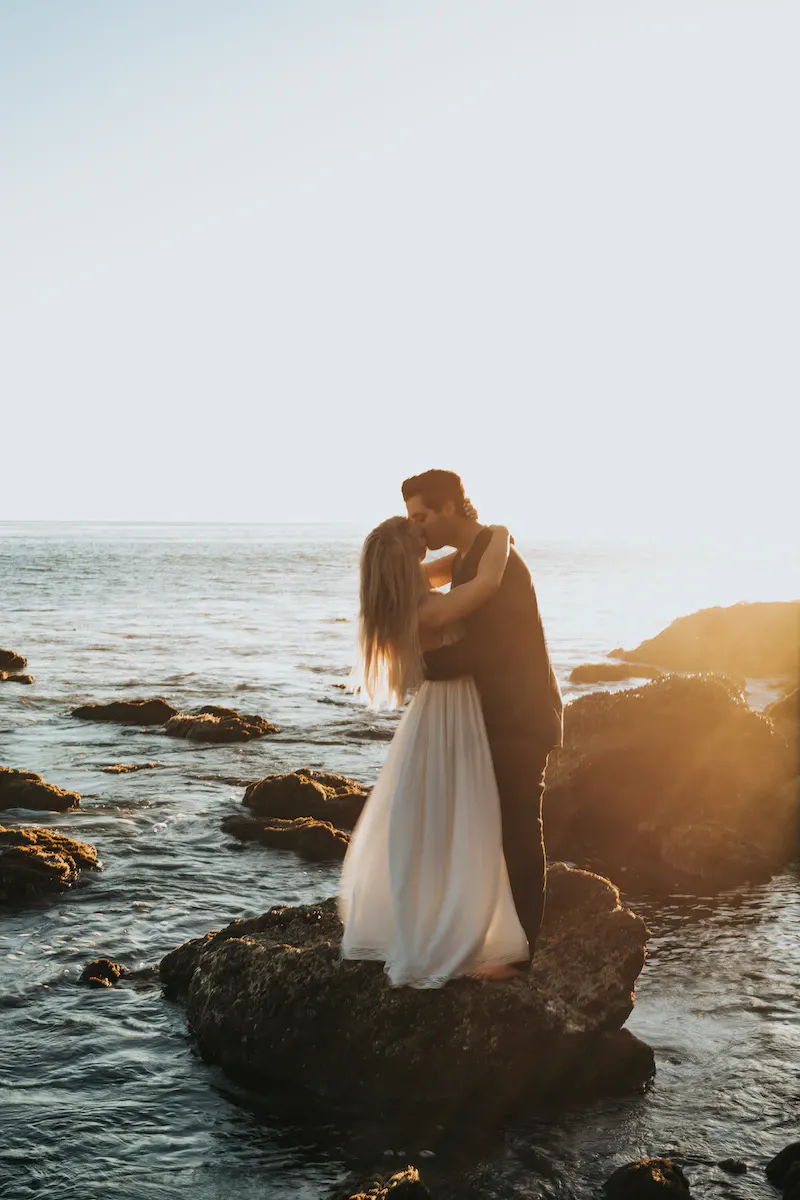 /photography-project-explores-how-couples-meet/photography-project-explores-how-couples-meet.webp